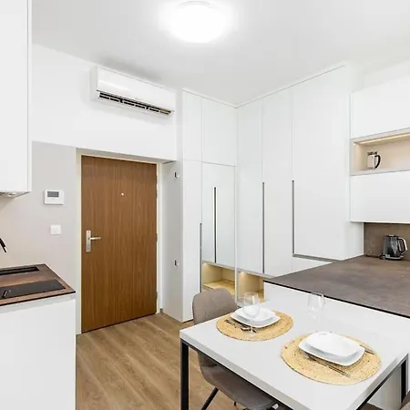 Stylish Next To President Palace Apartment *