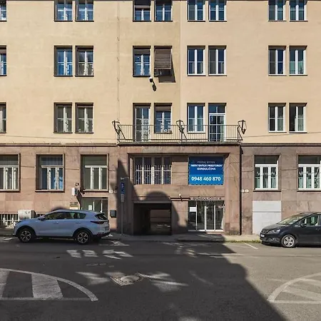 Stylish Next To President Palace Lejlighed