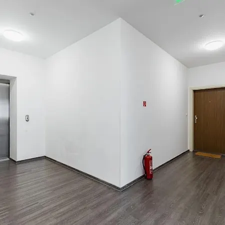 Apartman Stylish Next To President Palace