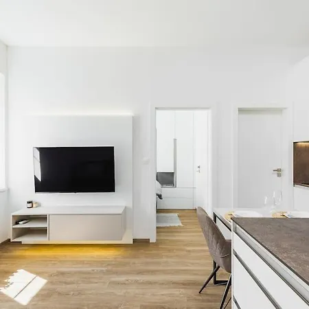 Apartman Stylish Next To President Palace *