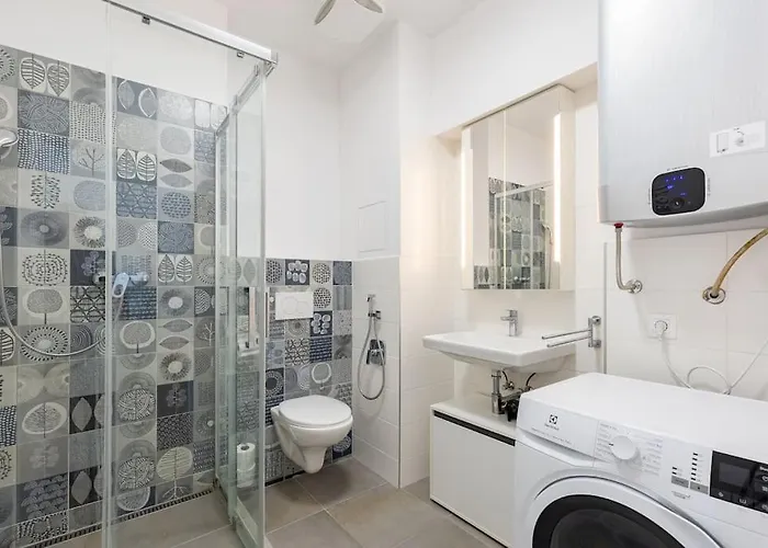 Stylish Next To President Palace شقة براتسيلافا